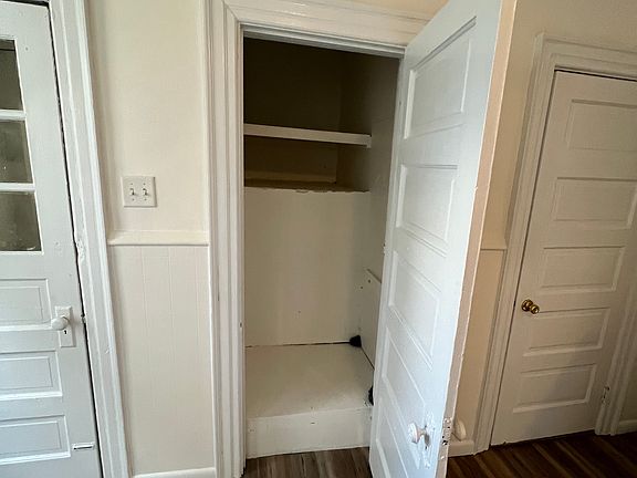 5th image of 639-641 N Main Ave #1
