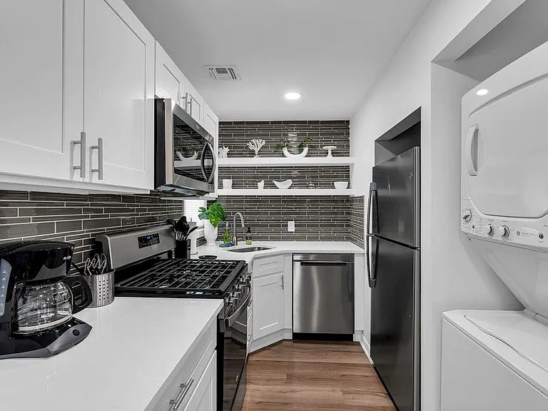 506 Brinley Ave #7 — Photo 7