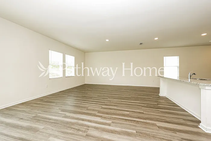 1069 Large Poppy Dr — Photo 4