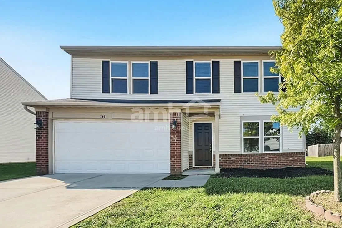 4 bed, 2.5 bath, 1621 sqft, $1,930 — Photo 1