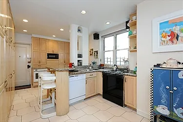 Sold by Kleier Residential