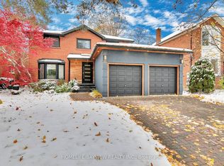 8 Sala Dr, Richmond Hill, ON L4C 8C2