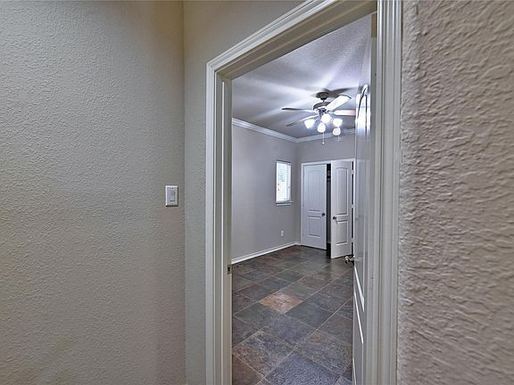 5th image of 5411 Kansas St