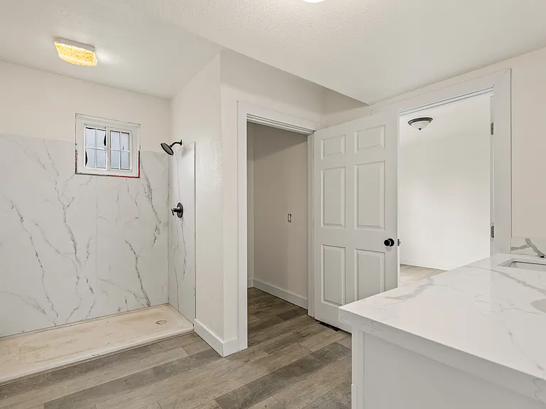 114 E Sherman Ave — Photo 13