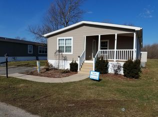 186 Ash St, Lockport, NY 14094