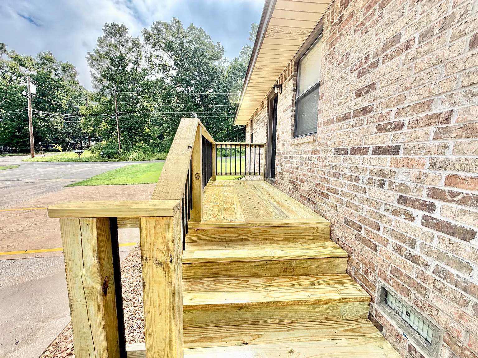 2 bed, $900 — Photo 3