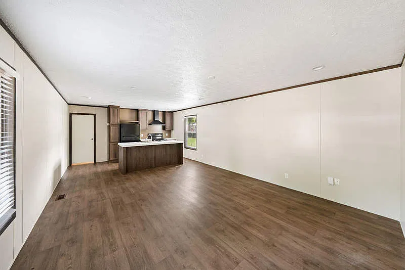 3 bed, 2.0 bath, 1216 sqft, $1,399 — Photo 2
