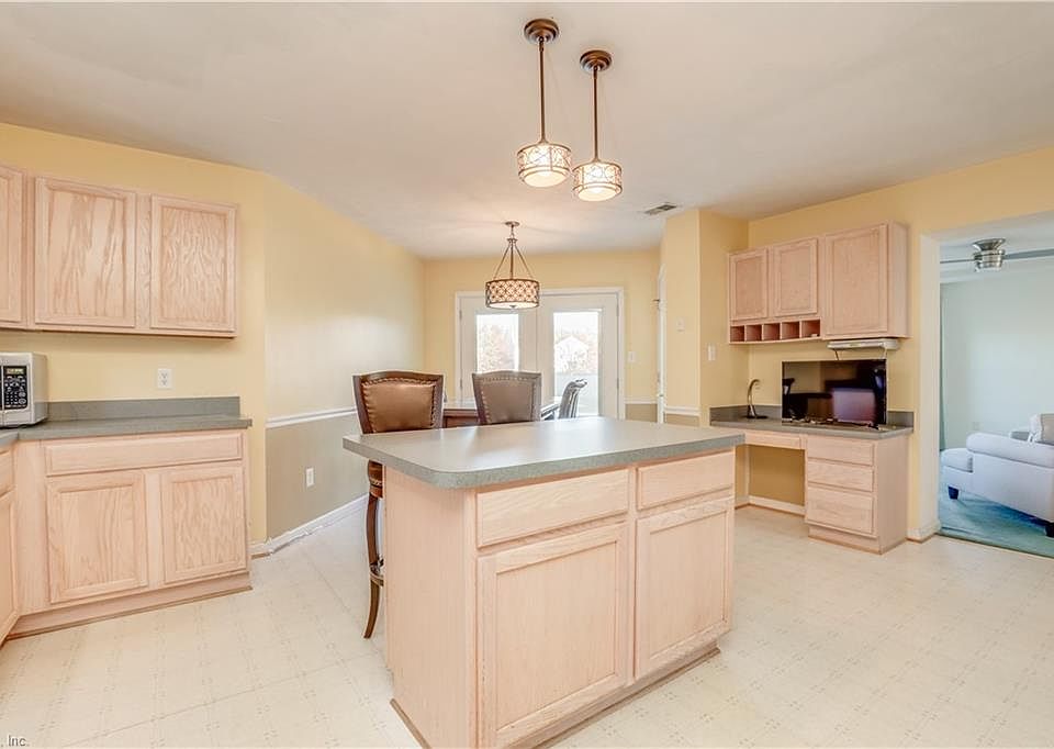 Spacious Kitchen