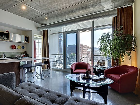 4th image of 345 6th Ave N Unit 204