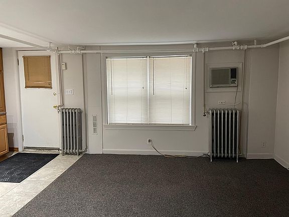 2nd image of 2623 S Union Ave #1REAR