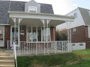 3452 Holyoke Rd, Philadelphia, PA 19114