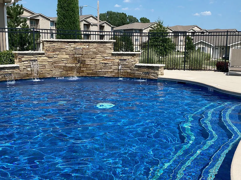 Stone Pointe — Photo 17