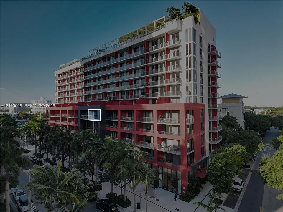 90 NE 32nd St #508