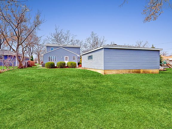 3rd image of 3008 Owl Dr