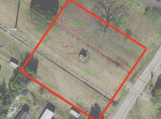 414 S Center St #16-18&20, Princeton, NC 27569