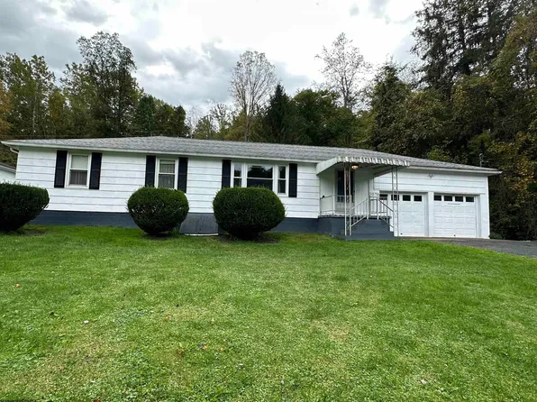 1078 Sun Valley Rd, Clarksburg, WV 26301