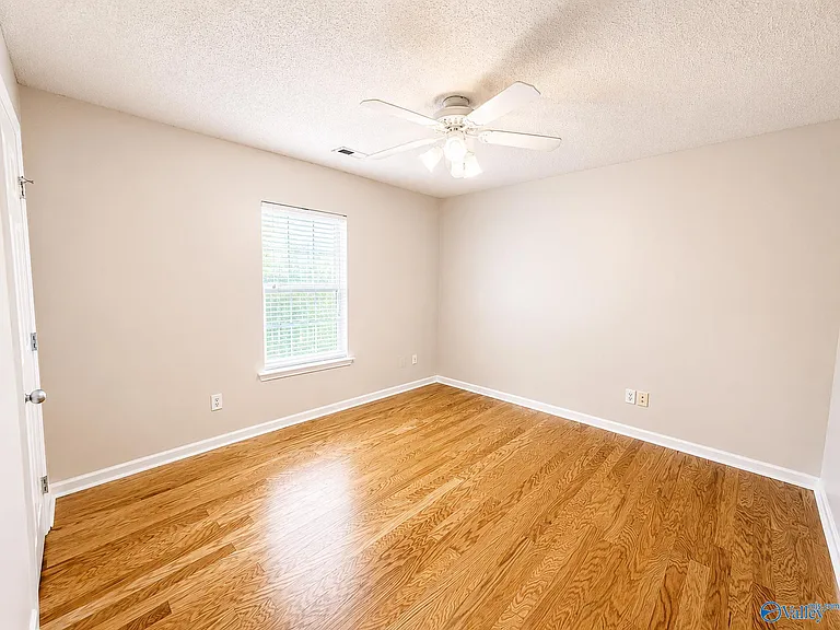 115 Bremerton Dr SW — Photo 22