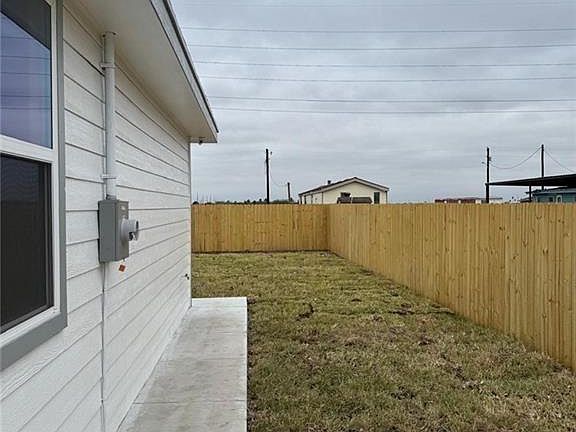 4th image of 7513 Azteca Ave