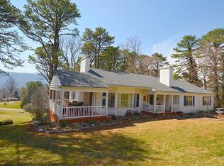 105 Mountain View Hts, Stuart, VA 24171