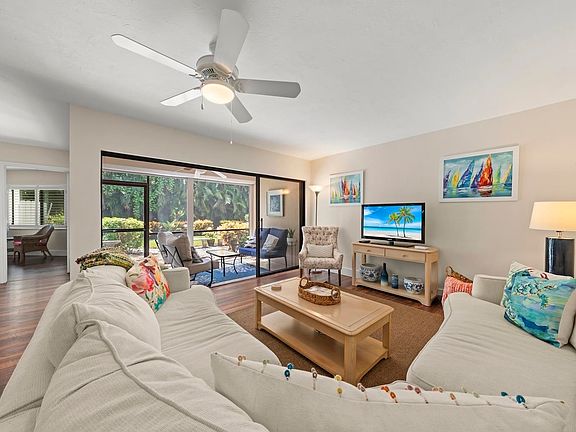 5th image of 592 Beachwalk Cir APT 105