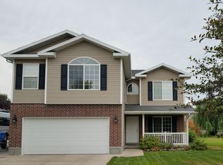 140 Andrews Ln, Providence, UT 84332