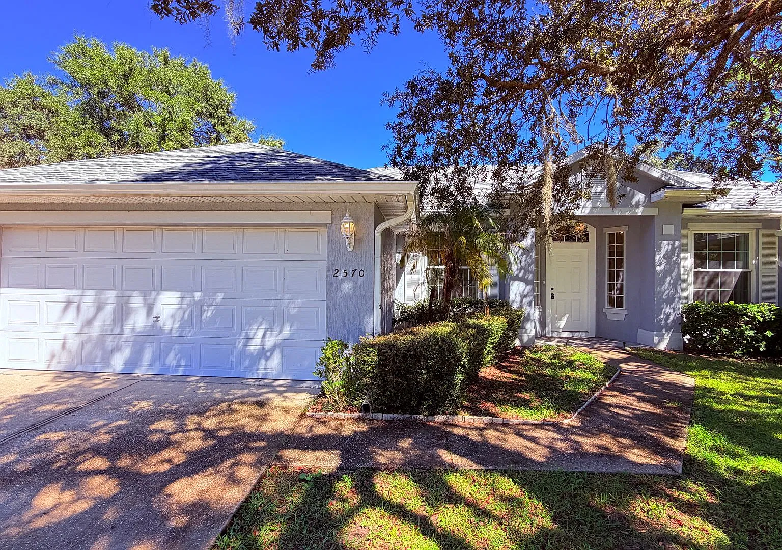 Unveil Your Dream Home: Exquisite 4-Bedroom Haven In Deltona Lakes! Washer And Dryer Included! La... — Photo 2