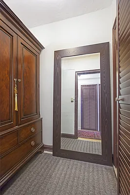 Sold by Akam Sales and Brokerage | media 16