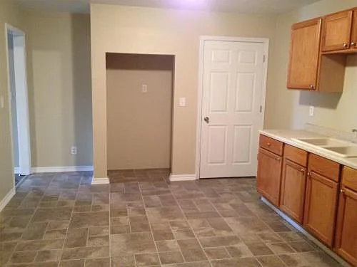 115 W Pine St #4 — Photo 4