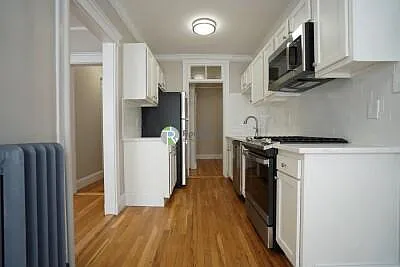 Building Photo - 19 Vinal St #9