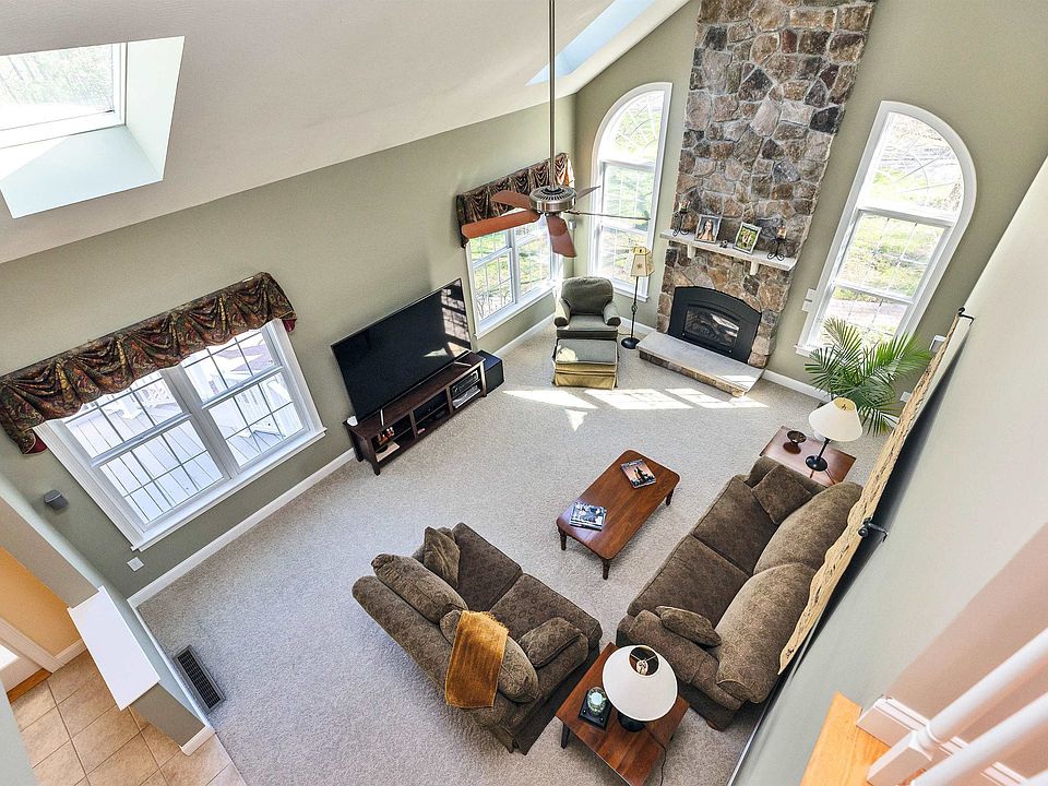 9 Emerson Lane, Hollis, NH 03049 | Zillow