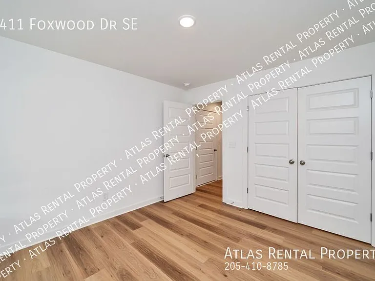 4411 Foxwood Dr — Photo 9