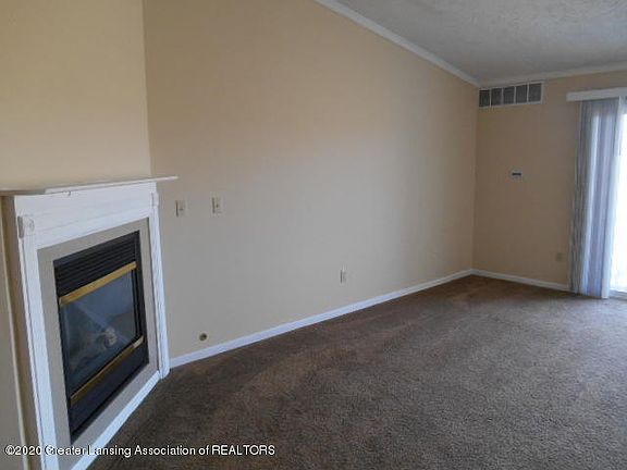 5th image of 612 Carom Cir #612