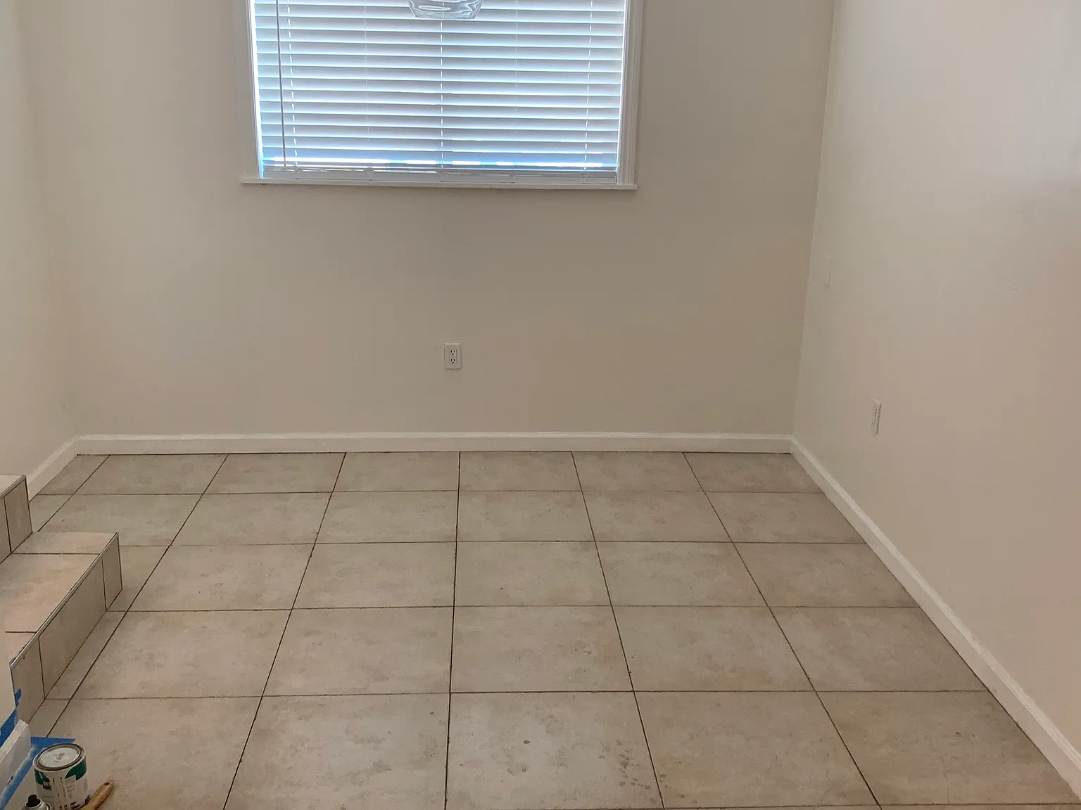 3 bed, 1060 sqft, $2,600 — Photo 3