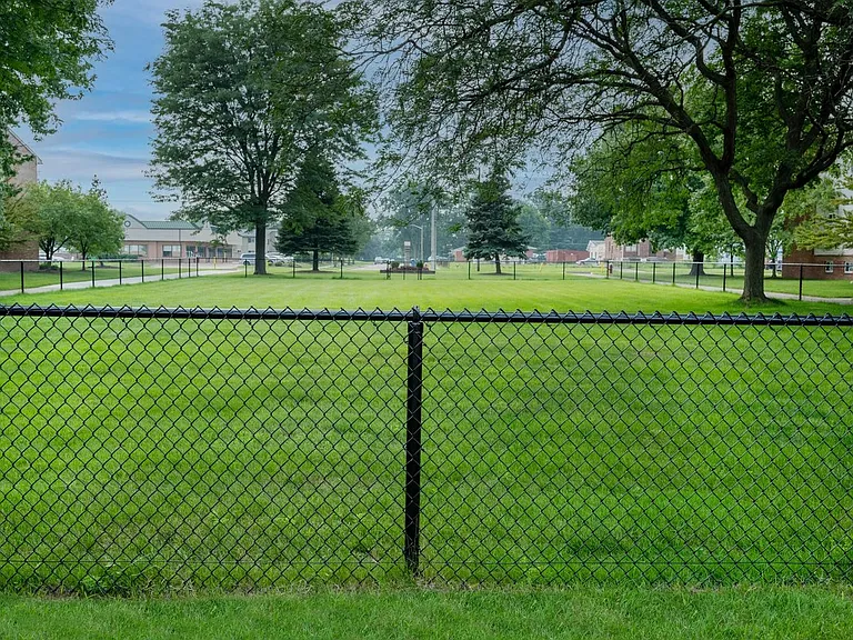 Cove on 10 - Warren, MI — Photo 16