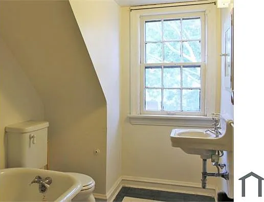 3554 Latimore Rd — Photo 6