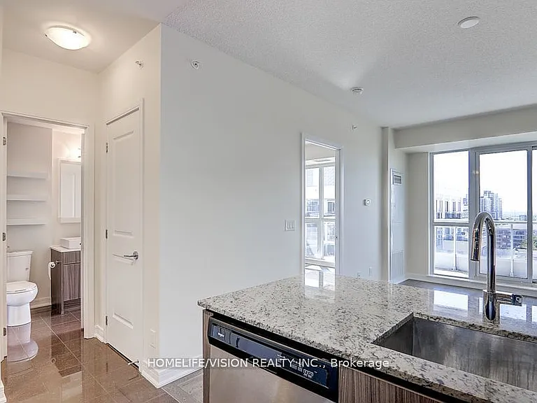 9205 Yonge St #1111 — Photo 12
