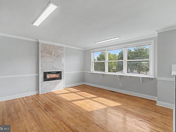 5th image of 3306 Kayford Cir