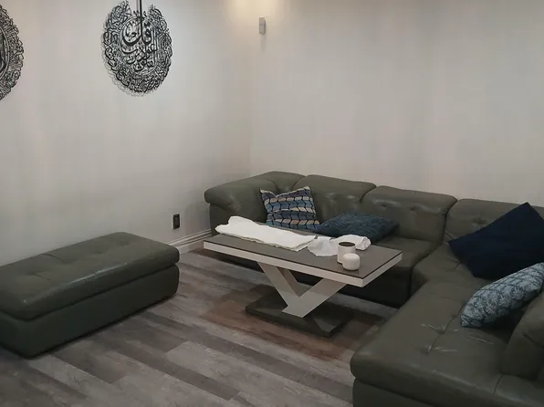 7 Rockville Avenue image 2 of 17