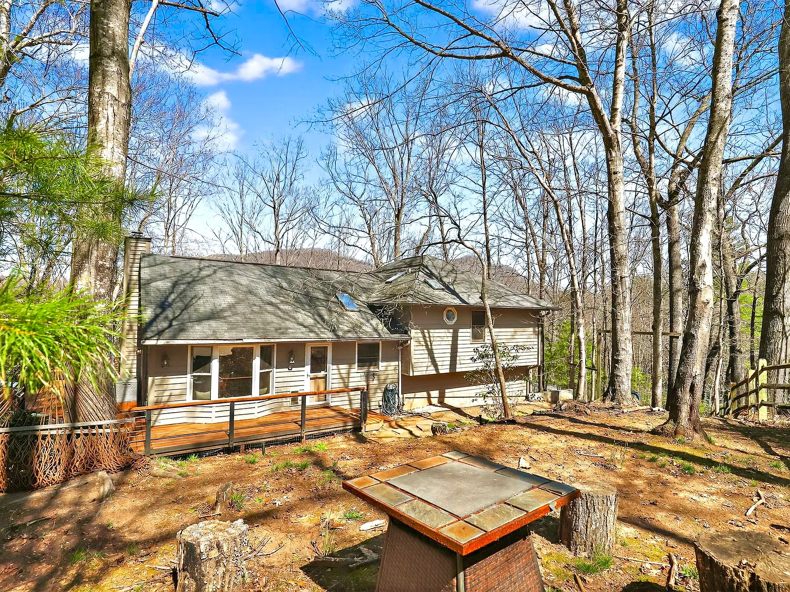 4 bed, 2502 sqft, $6,500 — Photo 3