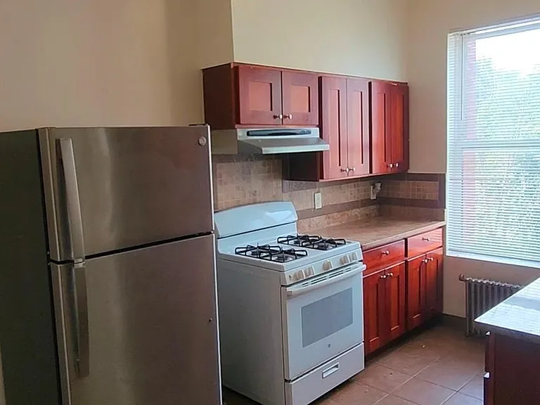 120-15 Jamaica Ave #2 — Photo 2