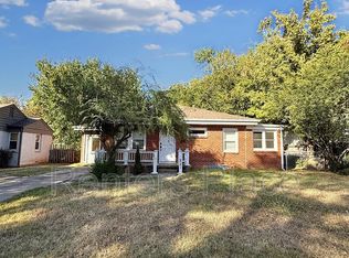 221 E 35th Pl, Tulsa, OK 74105