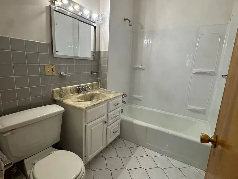 3188 E 119th St — Photo 24