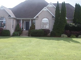 104 Quail Dr, Tullahoma, TN 37388