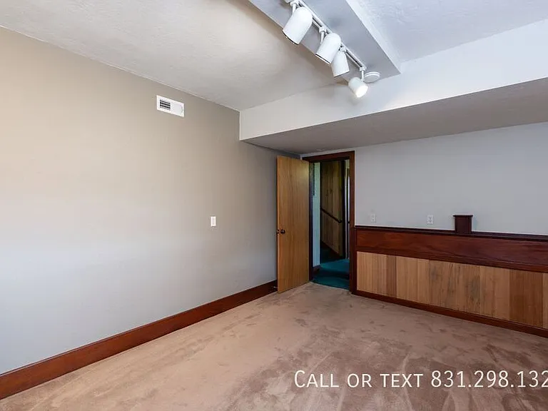 22660 E Cliff Dr — Photo 12