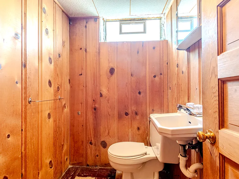 23000 Alger St — Photo 13