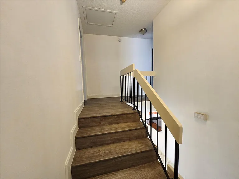 9421 NW 15th St #234 — Photo 13