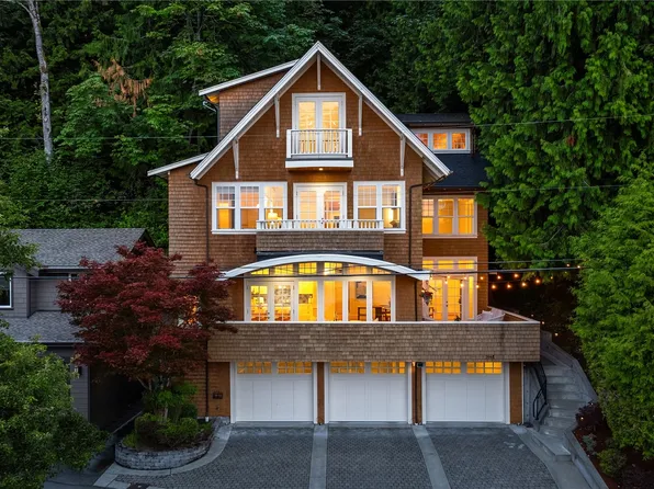 1448 W Lake Sammamish Parkway NE, Bellevue, WA 98008