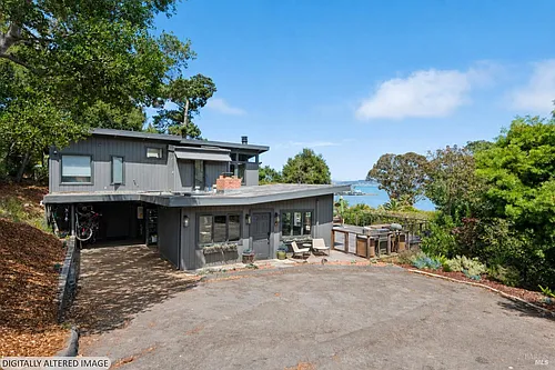 4350 Paradise Dr Photo 1
