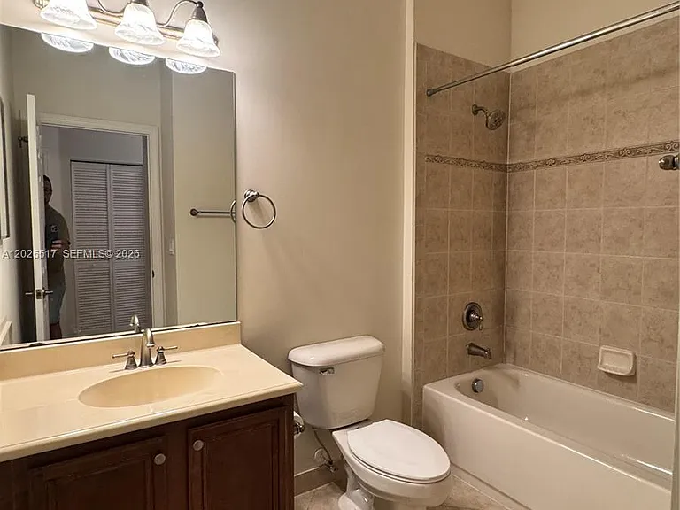 5819 Hampton Hills Blvd — Photo 21