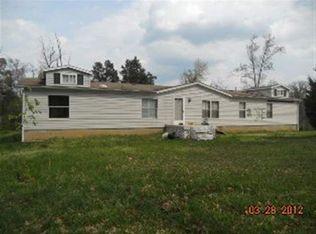 115 Woods Rd, Brandenburg, KY 40108